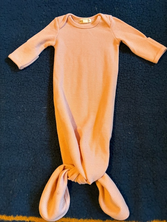 Ollie’s day Other - Ollie’s day Infant Long-Sleeve Knotted Gown - Peach/pink
